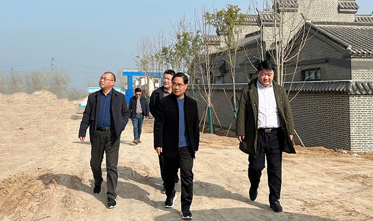 鄧紹宏、王輝、郭淮成一行蒞臨項(xiàng)目基地參觀考察